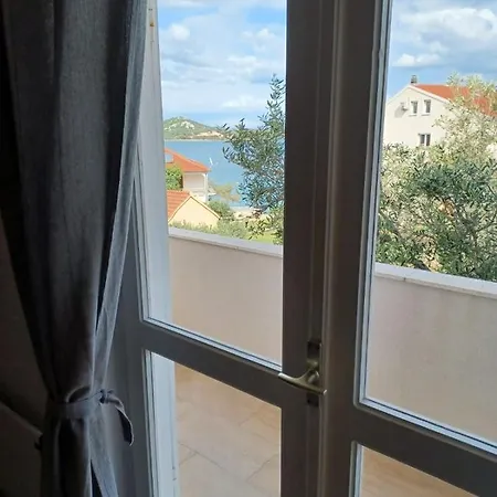 Lägenhet Sladic Betina (Sibenik-Knin)